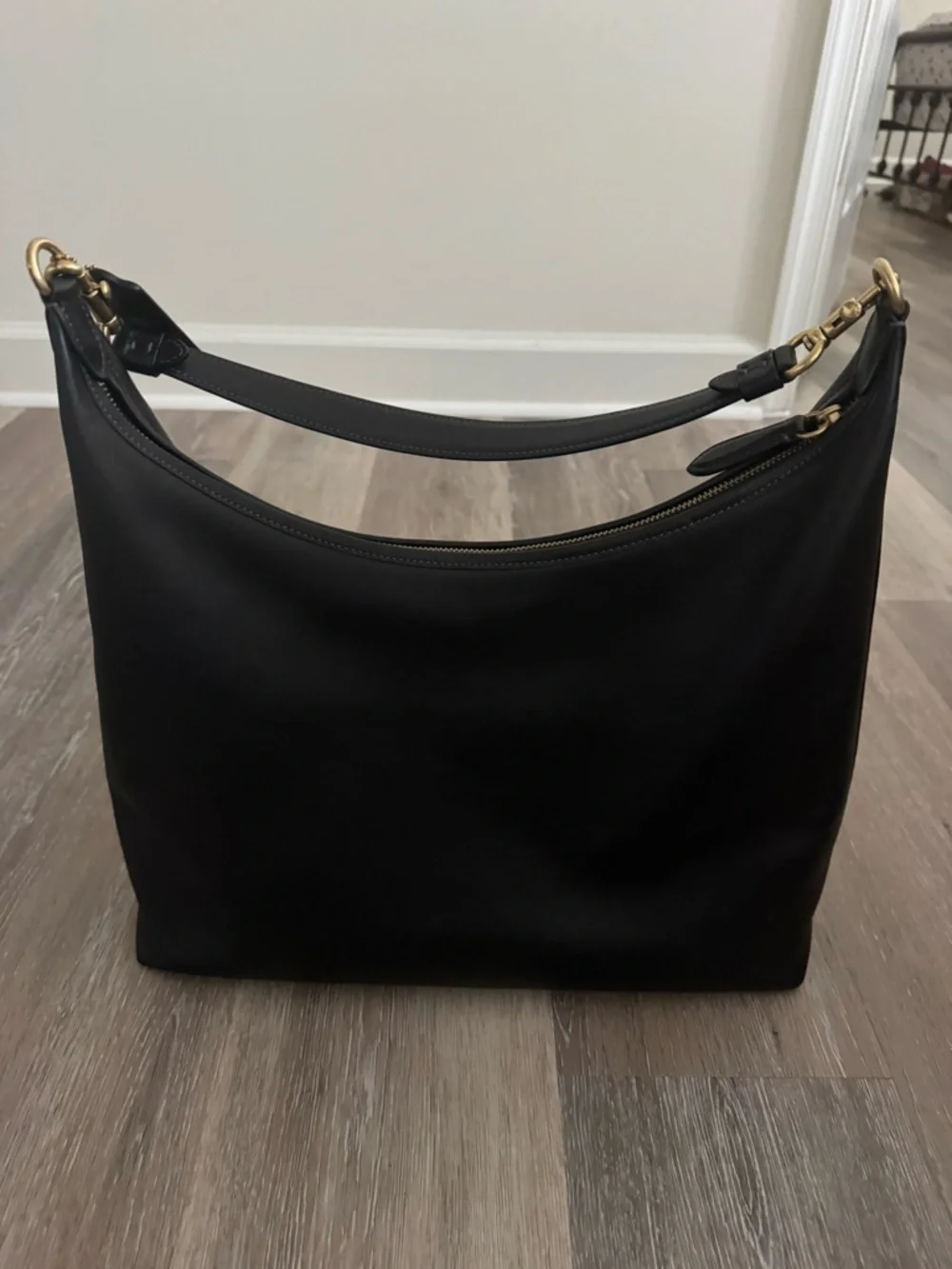 Juliet Shoulder Bag 38 - Picture 2 of 5